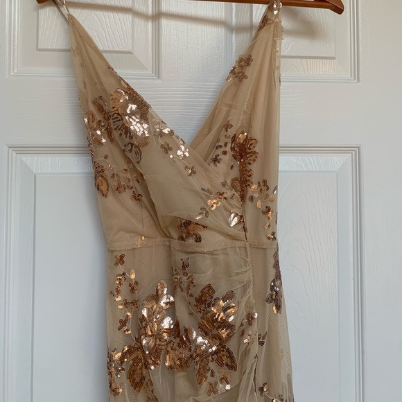 Stunner Boutique | Tan w/ Rose Gold Sequins - Picture 6 of 7
